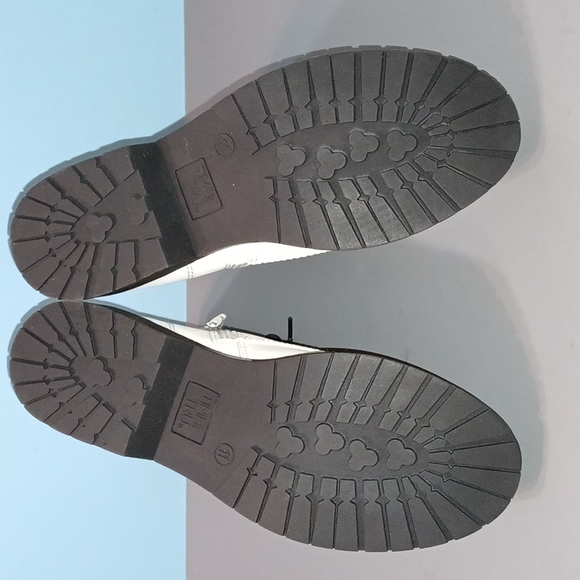 NEW Time and Tru White Lug Boots - Picture 5 of 11